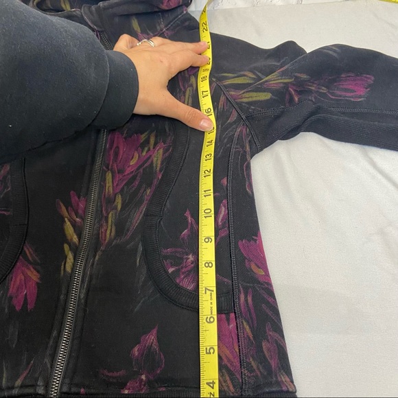 Lululemon midnight iris scuba hoodie - Picture 13 of 13